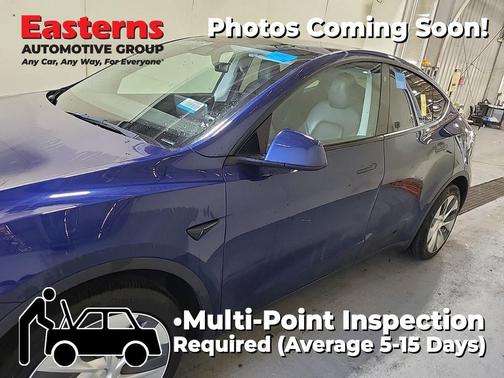 Deep Blue Metallic 2022 Tesla Model Y Long Range Dual Motor All-Wheel Drive