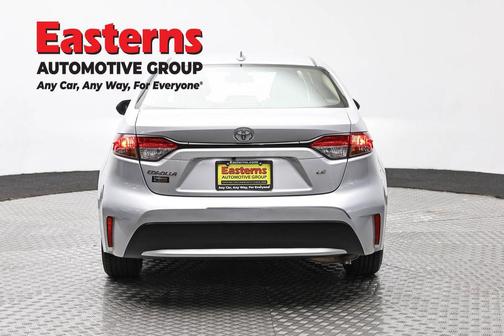 Classic Silver Metallic 2022 Toyota Corolla LE