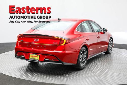 2020 Hyundai SONATA Hybrid SE