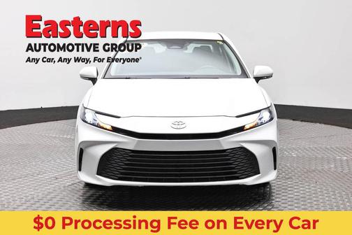 Ice Cap 2025 Toyota Camry LE