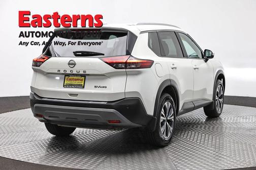 Pearl White Tricoat 2023 Nissan Rogue SV