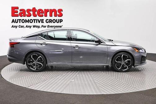 Gun Metallic 2023 Nissan Altima SR FWD