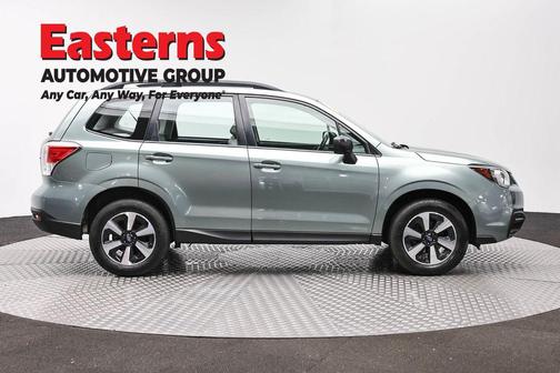 Jasmine Green Metallic 2018 Subaru Forester 2.5i