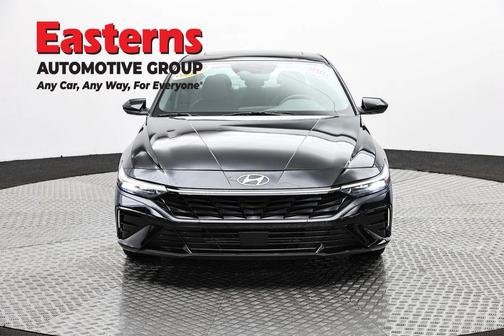 2025 Hyundai ELANTRA SEL