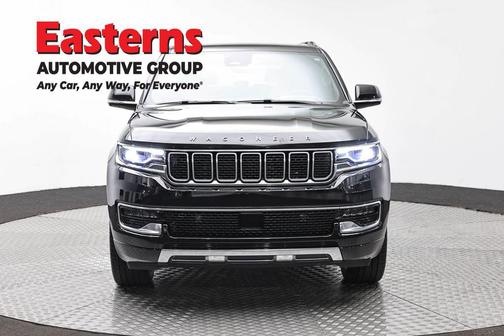 Diamond Black Crystal Pearlcoat 2024 Jeep Wagoneer Series III 4x4