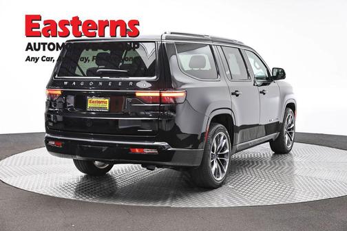 Diamond Black Crystal Pearlcoat 2024 Jeep Wagoneer Series III 4x4