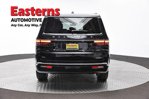 Diamond Black Crystal Pearlcoat 2024 Jeep Wagoneer Series III 4x4