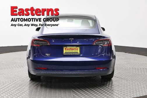 Deep Blue Metallic 2023 Tesla Model 3 Standard Range
