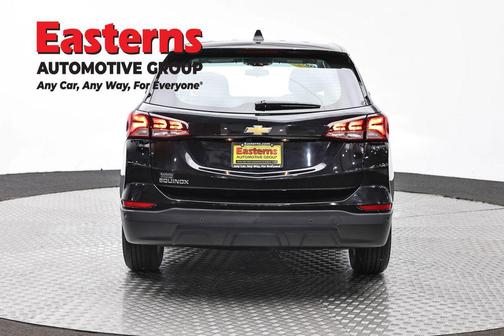 Mosaic Black Metallic 2024 Chevrolet Equinox LS
