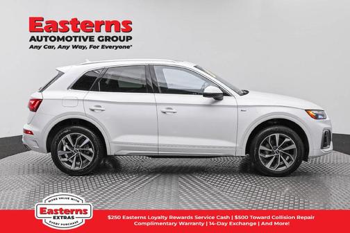 Gray 2024 Audi Q5 45 S line Premium Plus