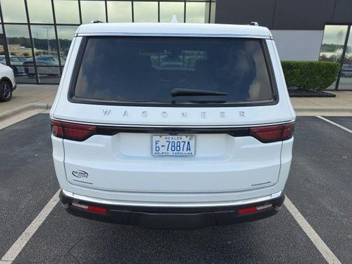 Bright White Clearcoat 2022 Jeep Wagoneer Series III