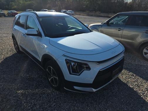 2023 Kia Niro EX