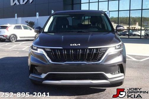 2024 Kia Carnival LX