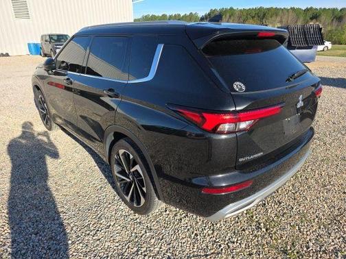 2024 Mitsubishi Outlander SEL