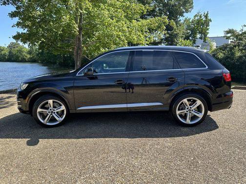 2019 Audi Q7 55 Prestige