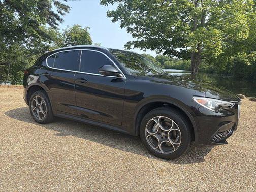 2019 Alfa Romeo Stelvio Base