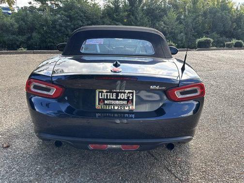 2019 FIAT 124 Spider Base