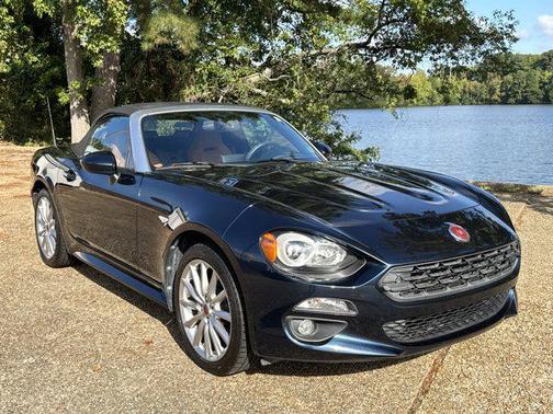 2019 FIAT 124 Spider Base