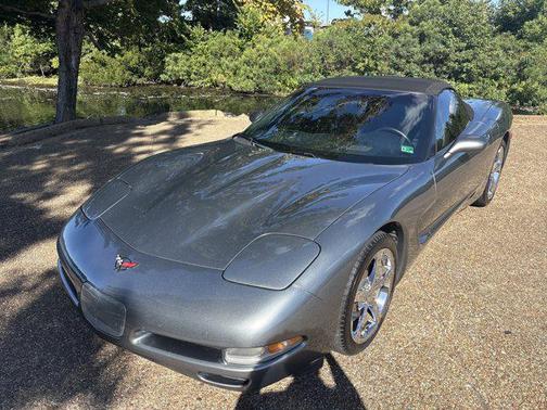 2004 Chevrolet Corvette Base