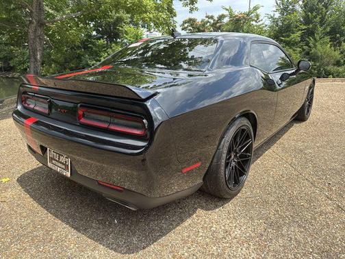 2016 Dodge Challenger SRT 392
