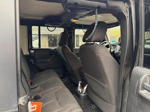 Black Clearcoat 2014 Jeep Wrangler Unlimited Sahara