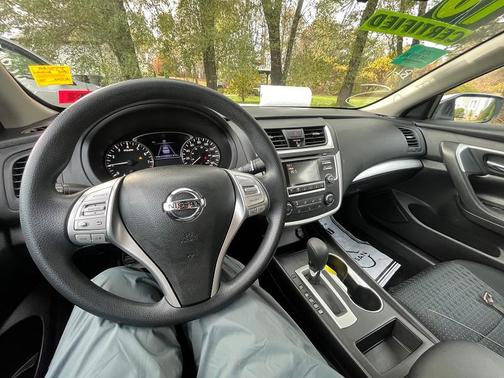 2016 Nissan Altima 2.5 S