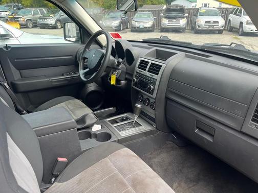 2008 Dodge Nitro SXT
