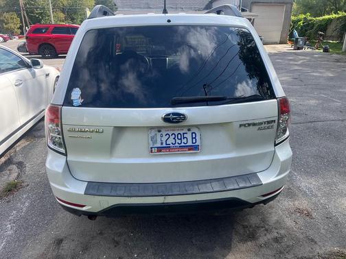 2010 Subaru Forester 2.5 X Premium