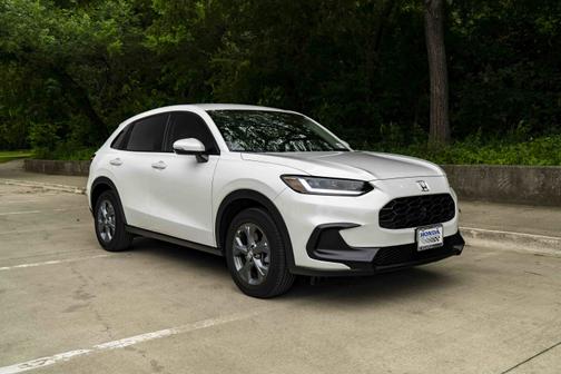Platinum White Pearl 2026 Honda HR-V