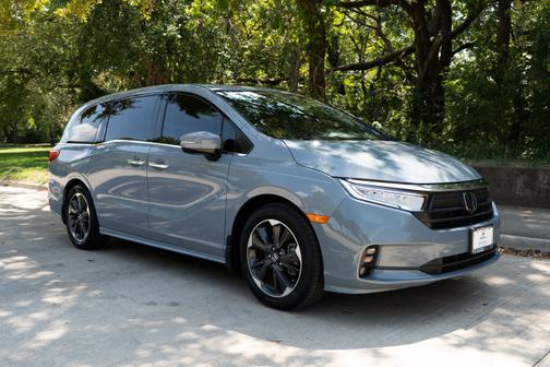 2023 Honda Odyssey 