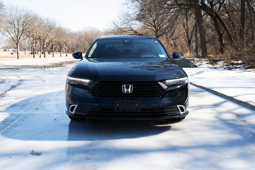 2025 Honda Accord Hybrid 