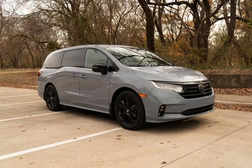 2023 Honda Odyssey 