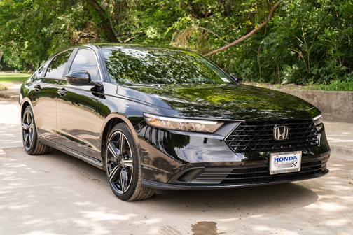 2025 Honda Accord Hybrid