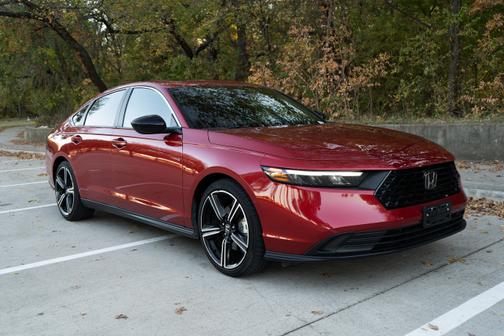 2024 Honda Accord Hybrid 