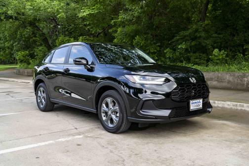 Crystal Black Pearl 2026 Honda HR-V