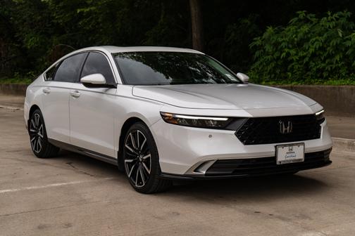 2025 Honda Accord Hybrid