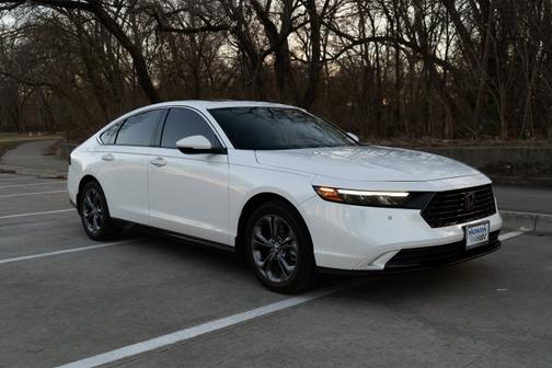 2025 Honda Accord Hybrid 