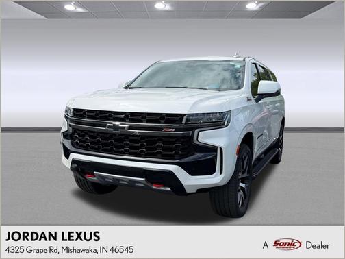 Iridescent Pearl Tricoat 2021 Chevrolet Suburban 4WD Z71