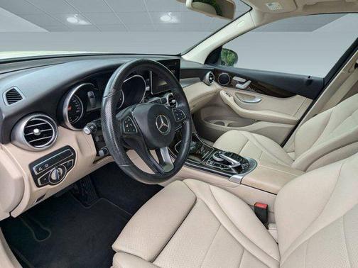2018 Mercedes-Benz GLC 300 Base