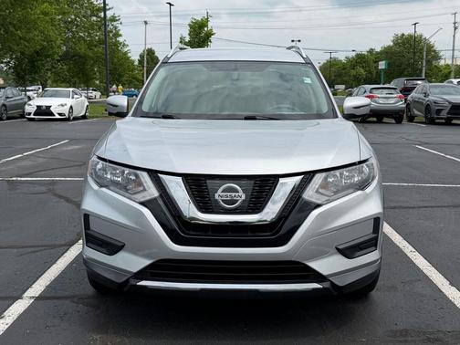 Brilliant Silver 2017 Nissan Rogue SV