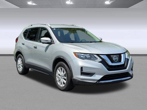 Brilliant Silver 2017 Nissan Rogue SV