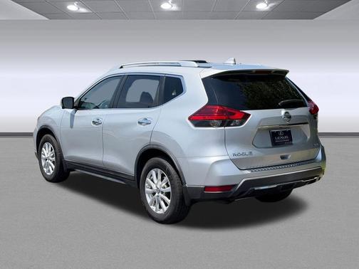 Brilliant Silver 2017 Nissan Rogue SV