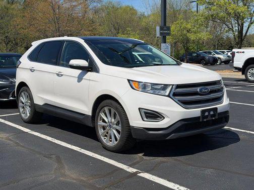 White Platinum Metallic Tri-Coat 2017 Ford Edge Titanium