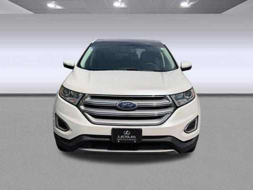 White Platinum Metallic Tri-Coat 2017 Ford Edge Titanium