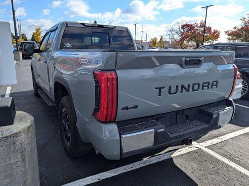 2022 Toyota Tundra SR5