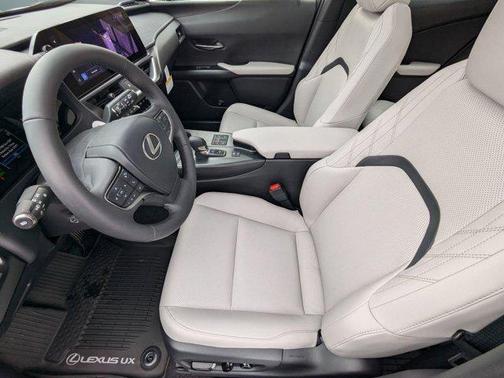 2025 Lexus UX 300h Base