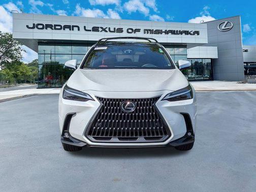 2025 Lexus NX 450h+ Luxury