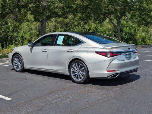 2021 Lexus ES 350 Base