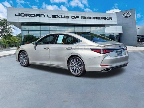 2021 Lexus ES 350 Base