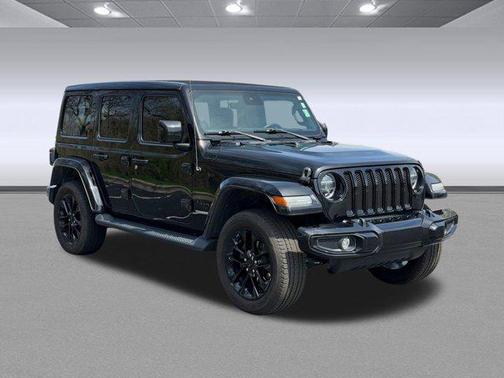 Black Clearcoat 2021 Jeep Wrangler Unlimited Sahara